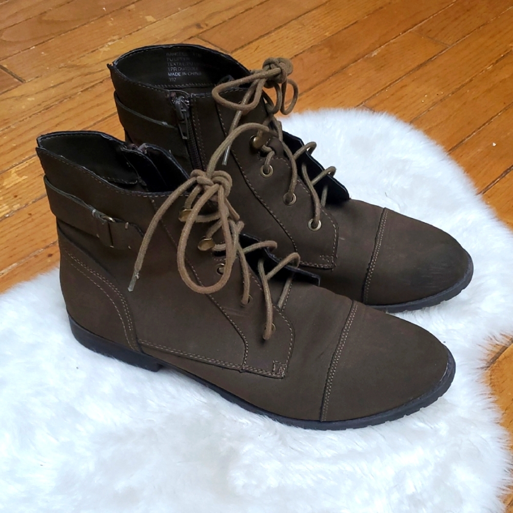 Madden Girl Ranceee Dark Brown Lace-Up Boots